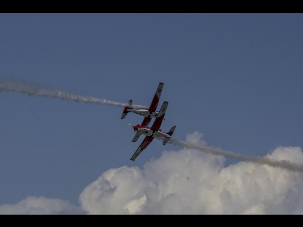 air140057